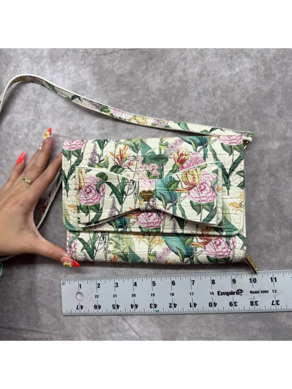 Betsey Johnson betsey johnson